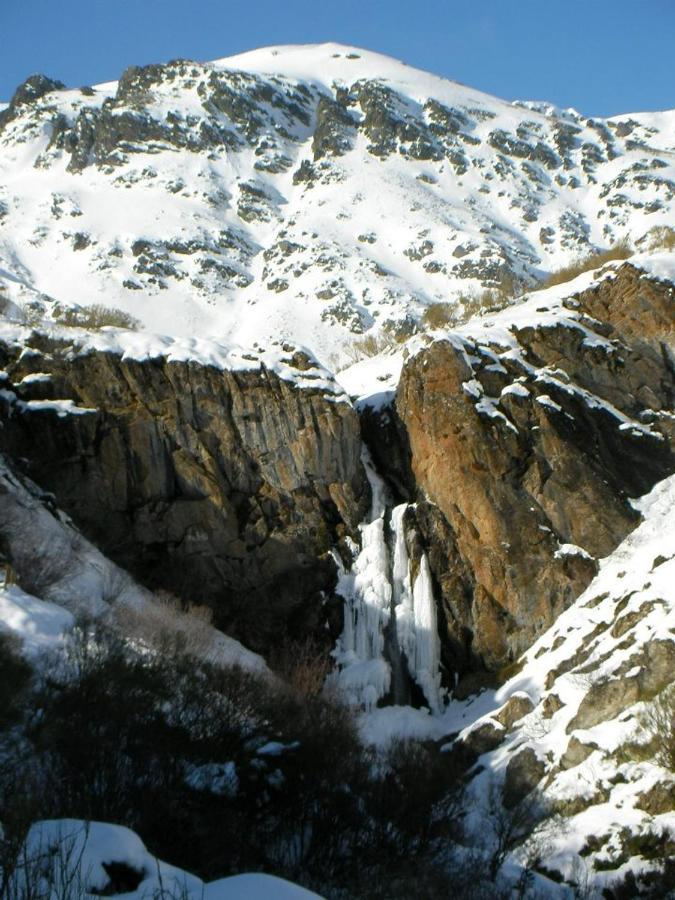 Casa Rural Ruralba Alba De Los Cardanos Luaran gambar